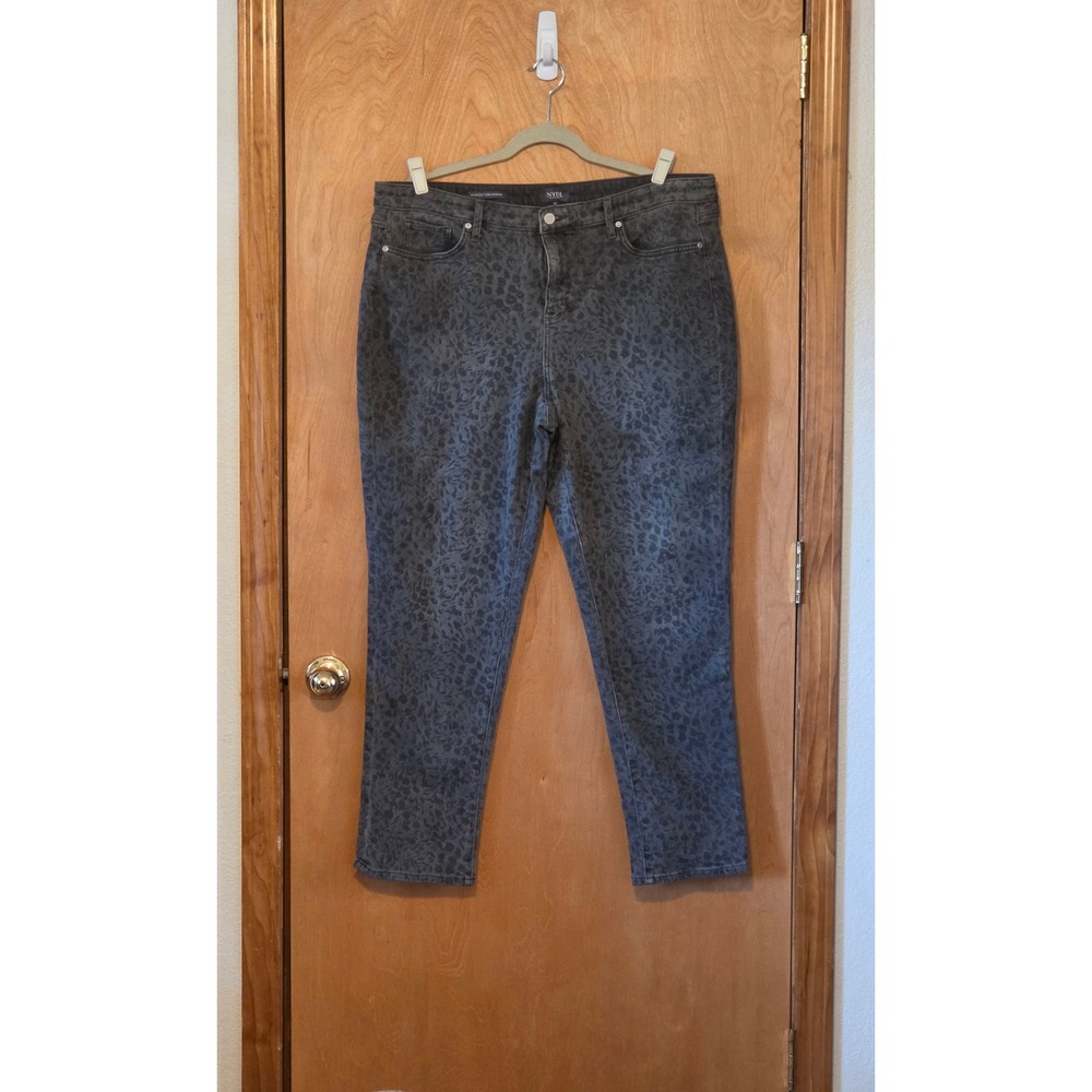 NYDJ Margot Girlfriend Jeans 16 Gray Ditsy Floral Print Lift Tuck Stretch Denim